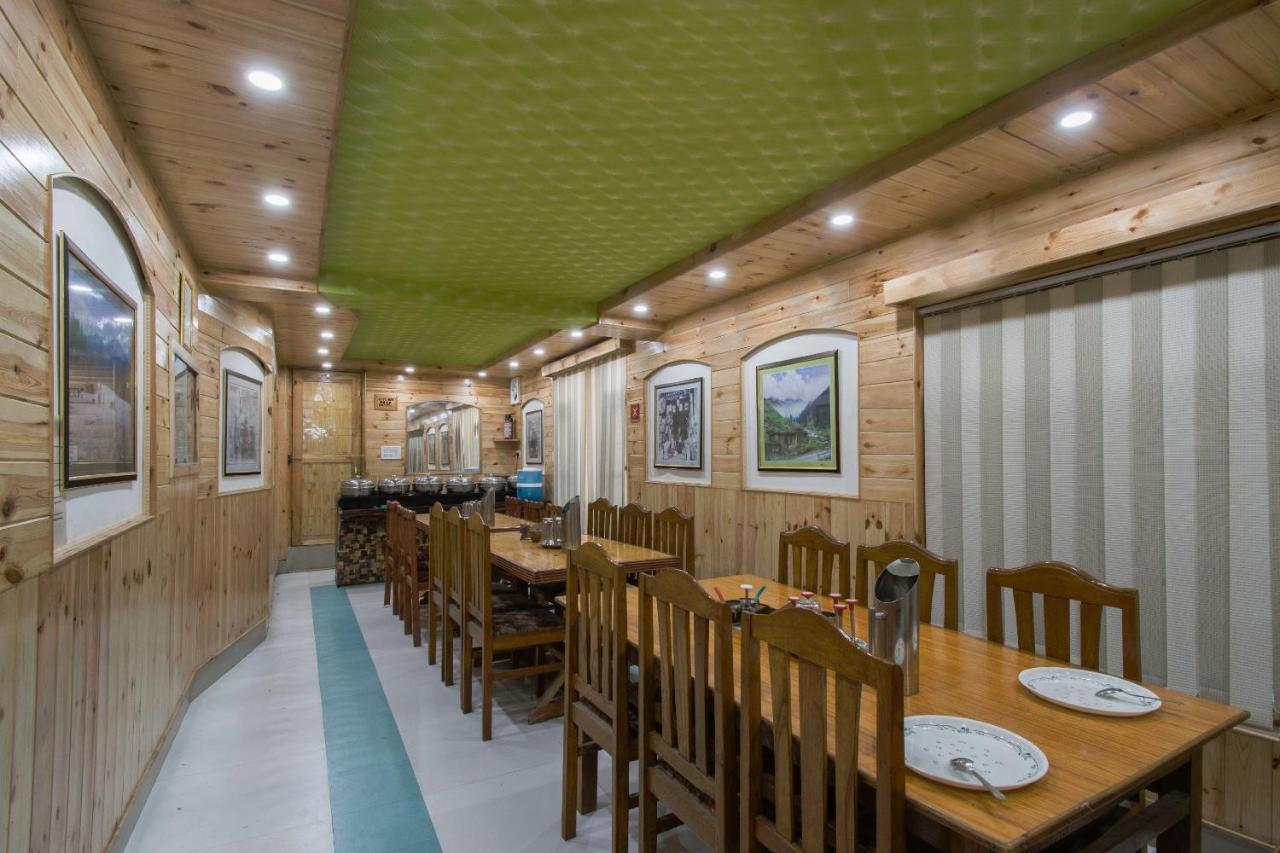 Oyo 5472 Bombay Palace Pahalgam Exterior photo